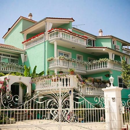 Apartments Katarine Zrinske Vodice Buitenkant foto