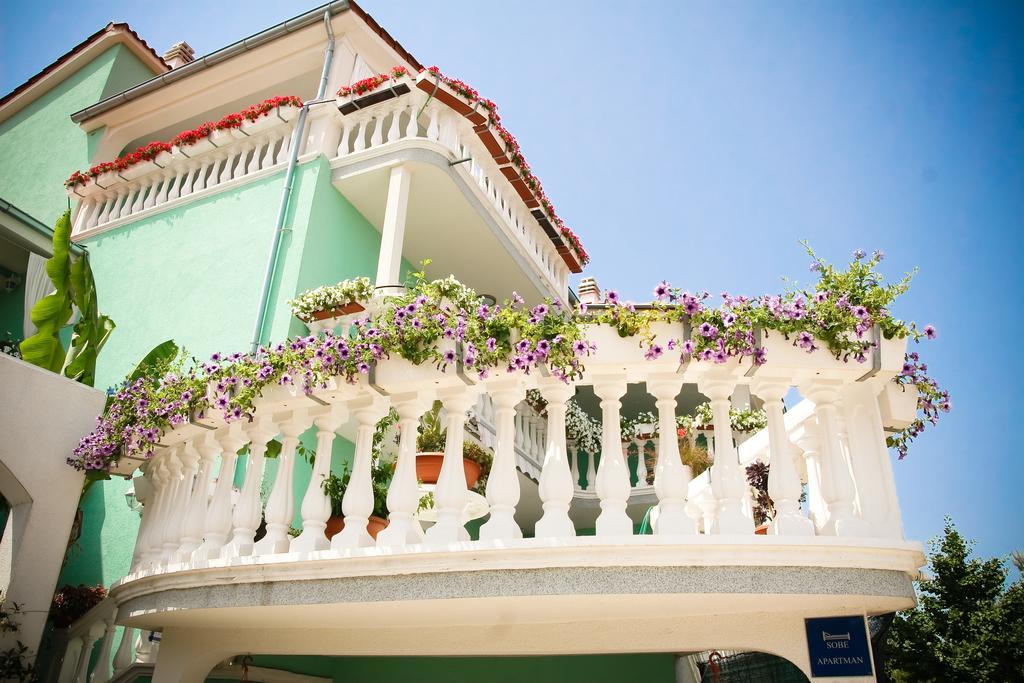 Apartments Katarine Zrinske Vodice Buitenkant foto
