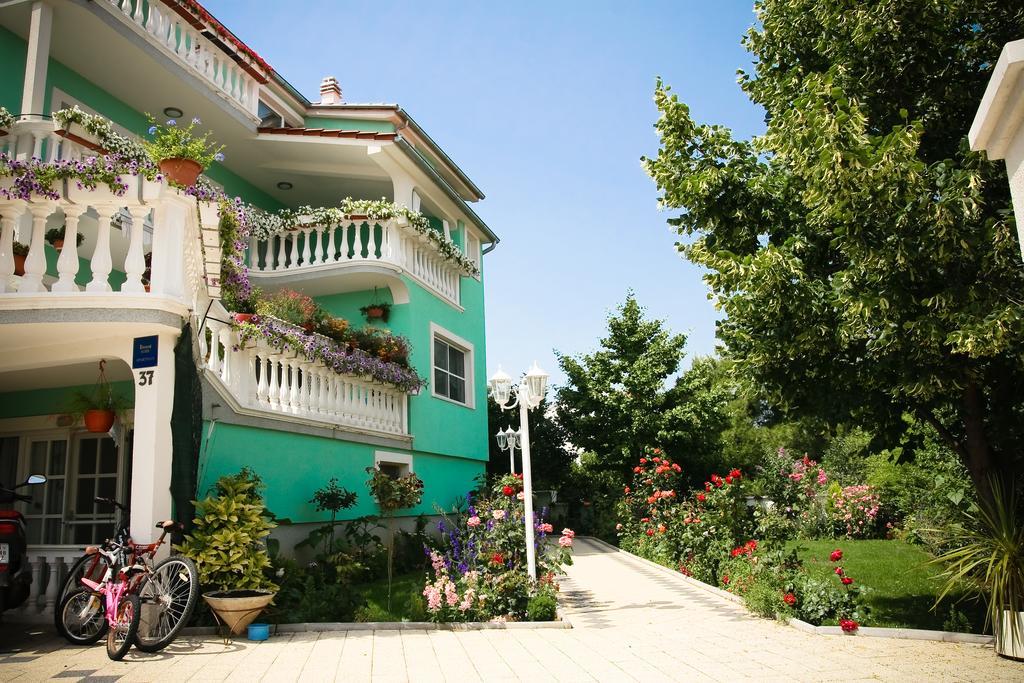Apartments Katarine Zrinske Vodice Buitenkant foto