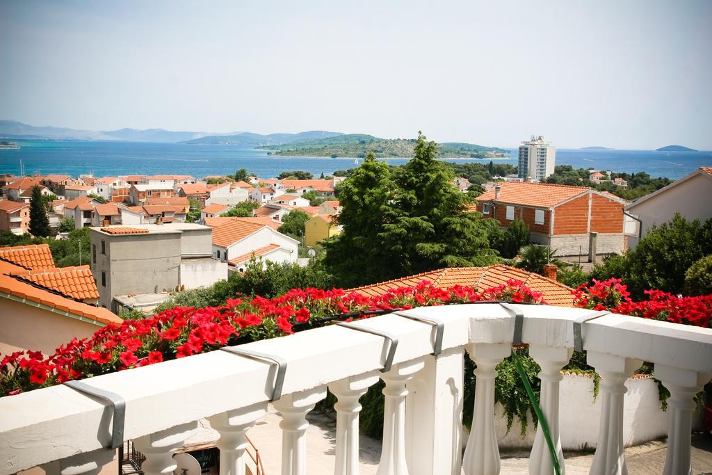 Apartments Katarine Zrinske Vodice Buitenkant foto