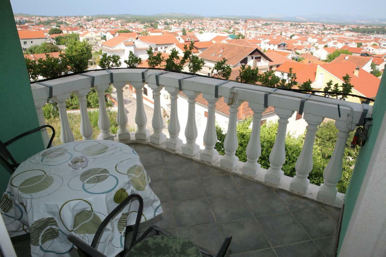 Apartments Katarine Zrinske Vodice Buitenkant foto